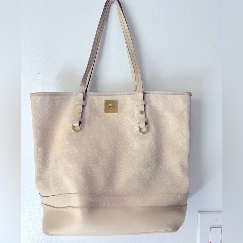 LOUIS VUITTON Empreinte Citadine PM Neige